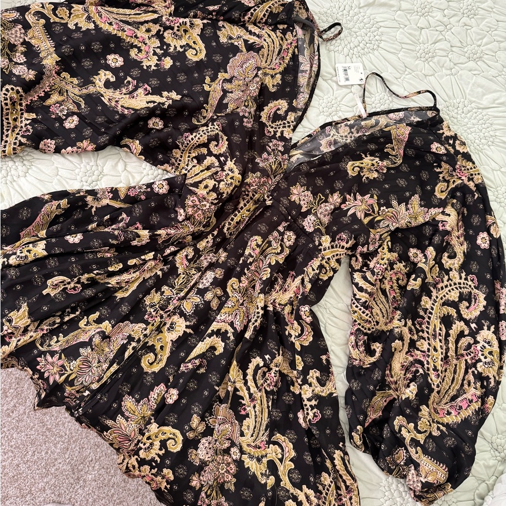 Low cut, boho, flowy dress